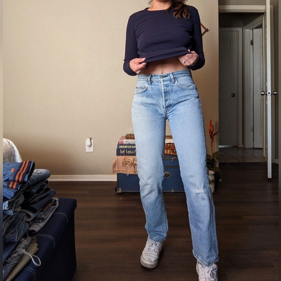 Levi's Denim - Vintage 🦋 501 Levi's Straight Leg Jeans